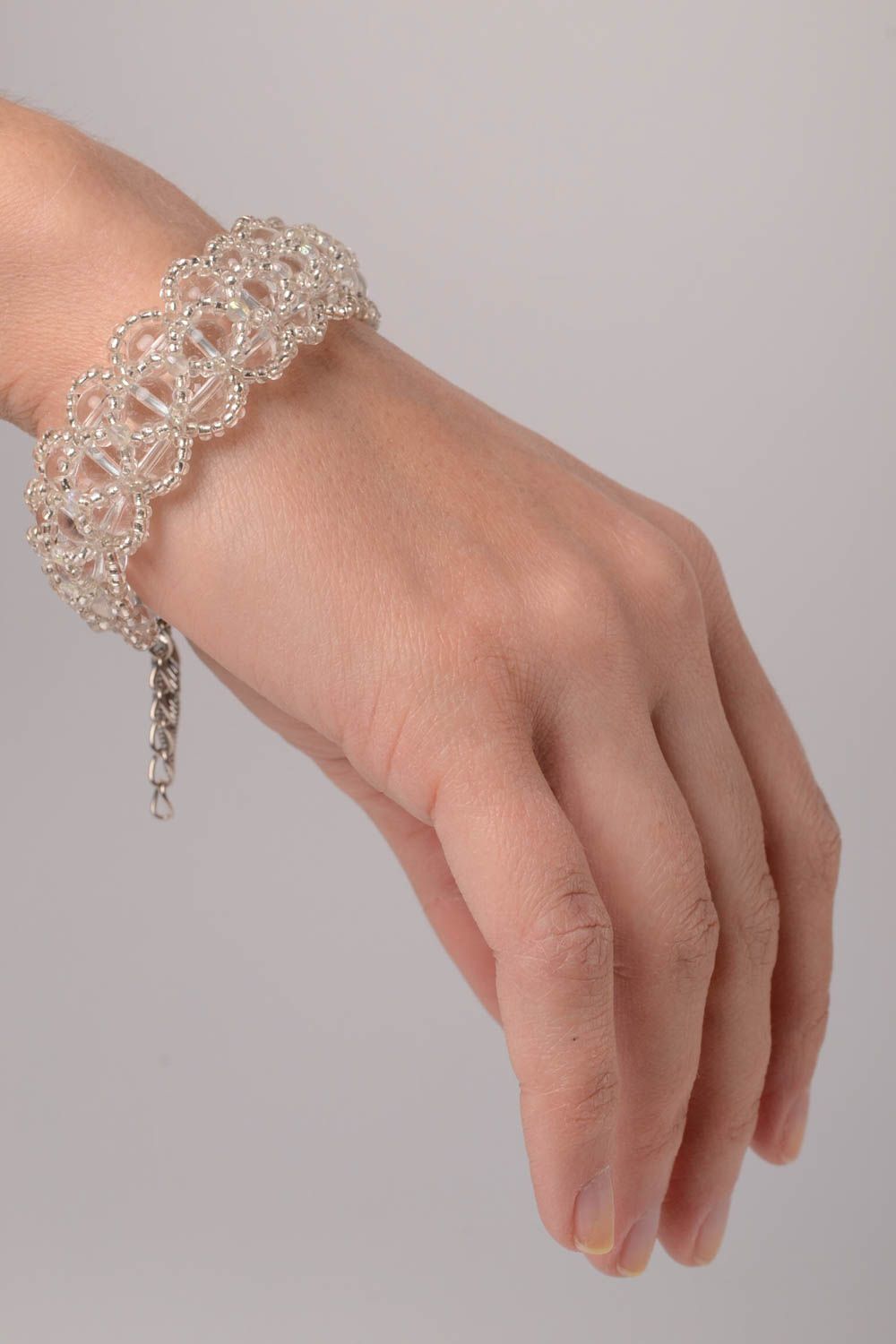 Rocailles Armband handgefertigt Designer Schmuck Frauen Accessoire in Weiß foto 2