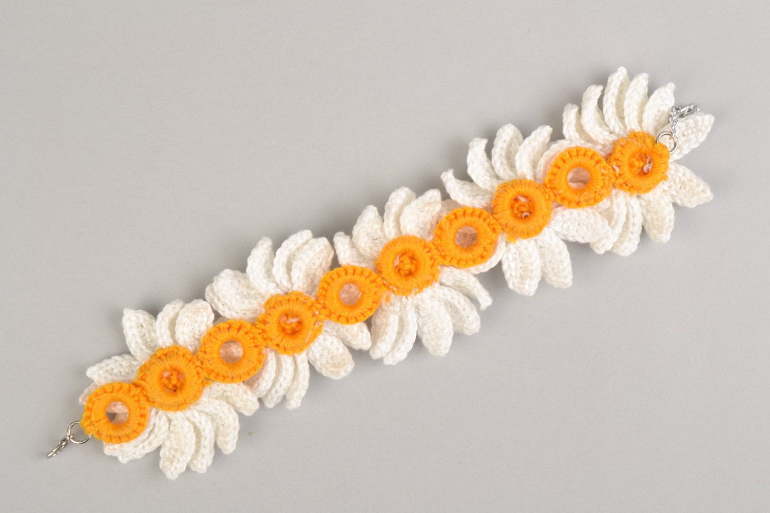 Handmade flora wrist bracelet woven of cotton threads for women Chamomiles photo 4