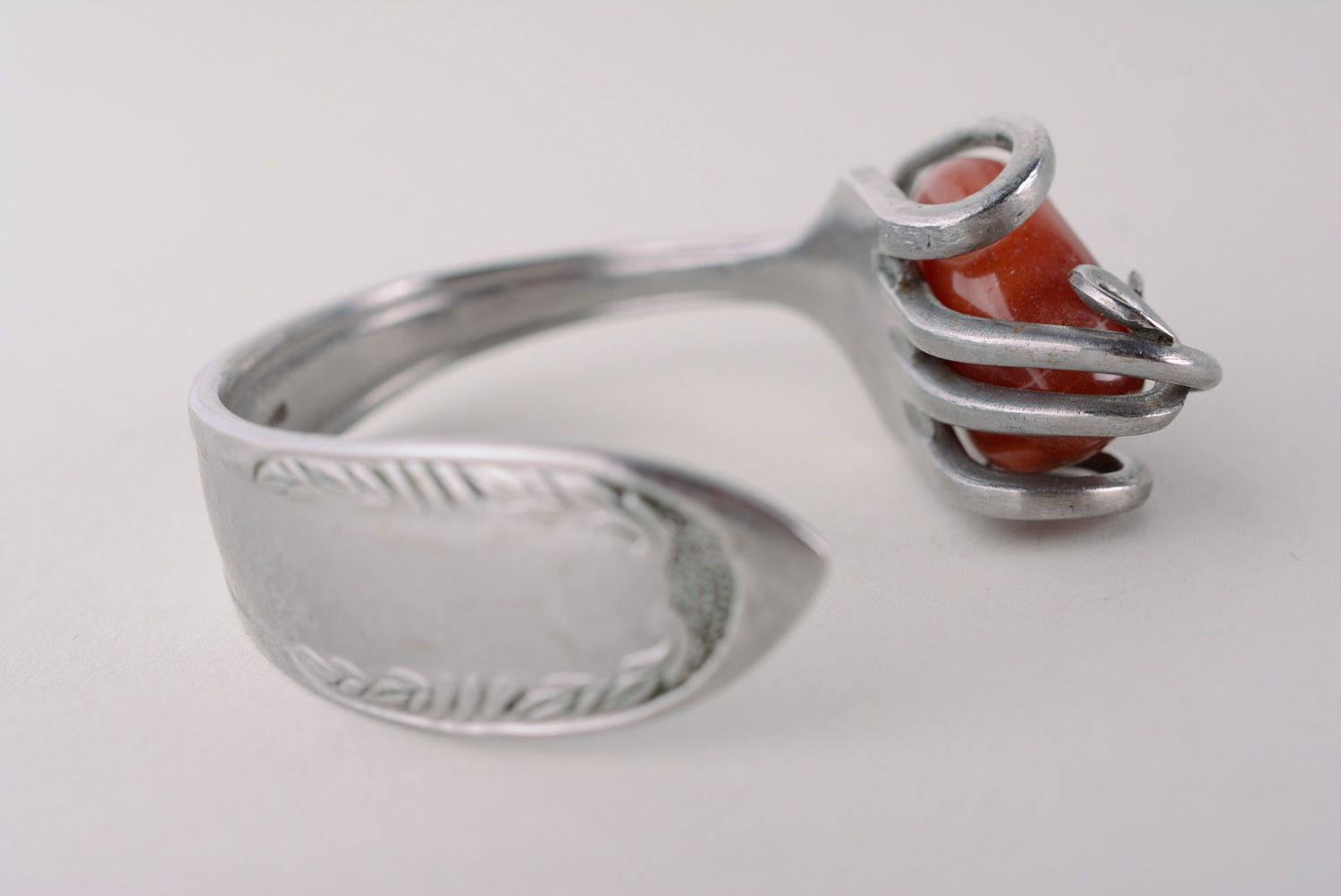 Bracelet fourchette en métal maillechort avec pierre naturelle fait main photo 4
