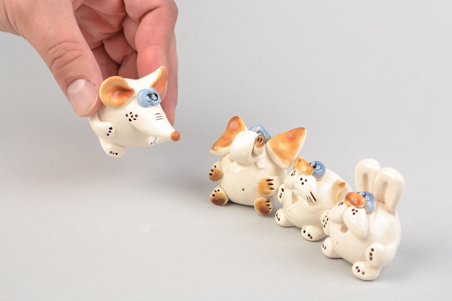 Petites figurines en céramique peintes claires animaux faites main 4 pièces photo 1