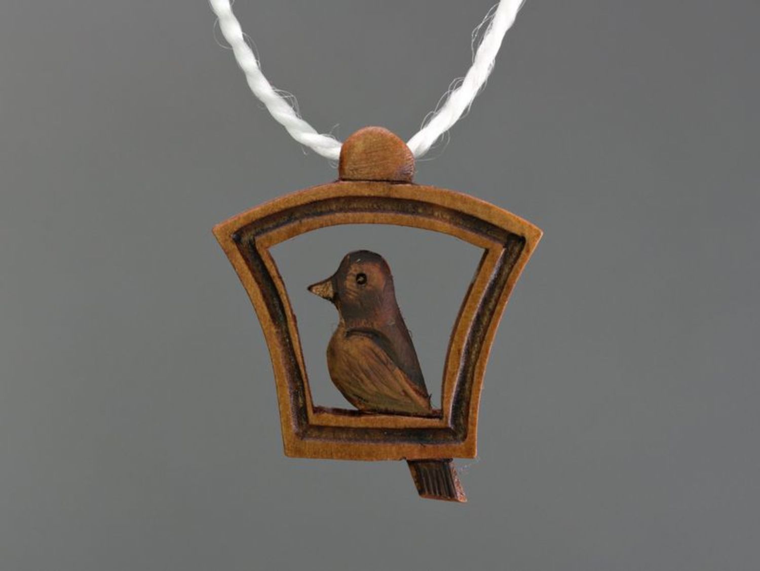 Wooden pendant Bird photo 1