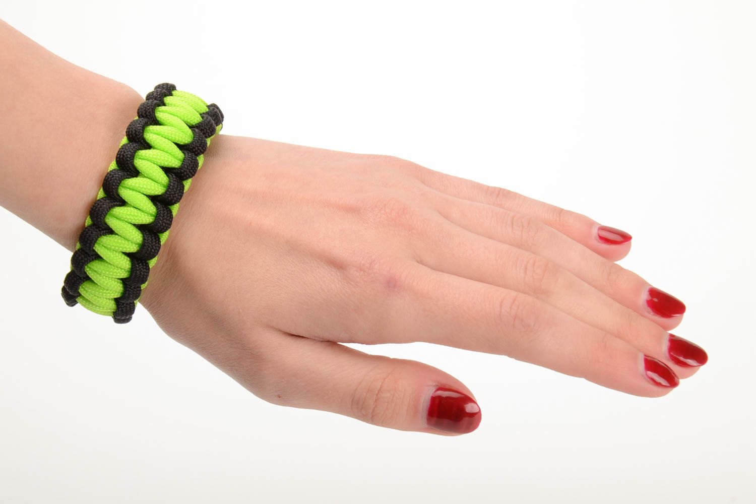 Bracelet en paracorde tressé fait main de survie vert-noir fermoir plastique photo 5