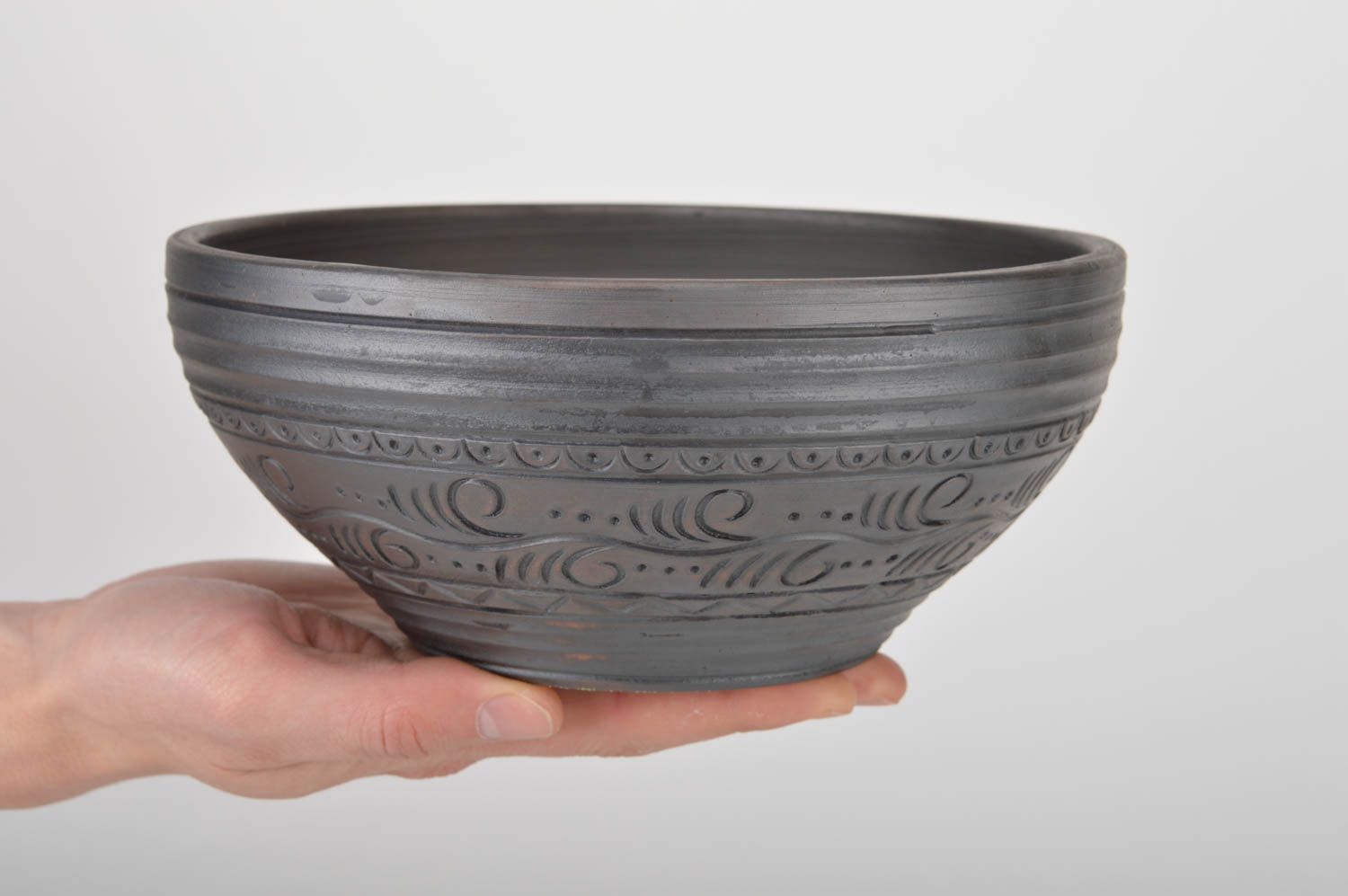 Large handmade dark ceramic bowl with scratched ornaments in ethnic style 1.5 l photo 3