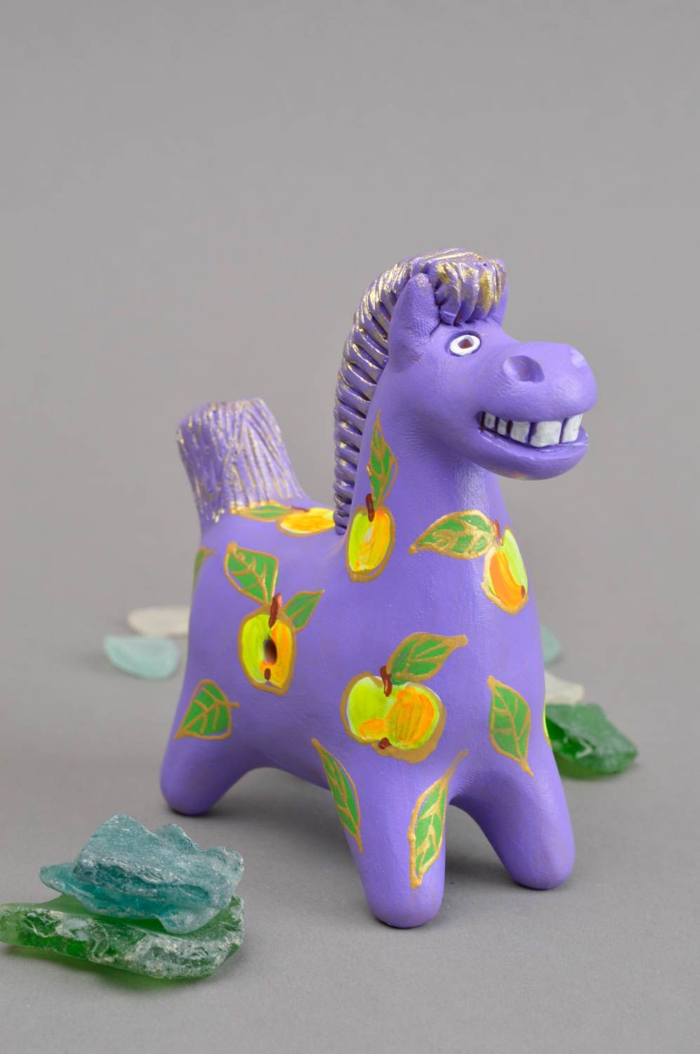 Игрушка из глины ручная работа керамический сувенир свистулька из глины лошадь фото 1