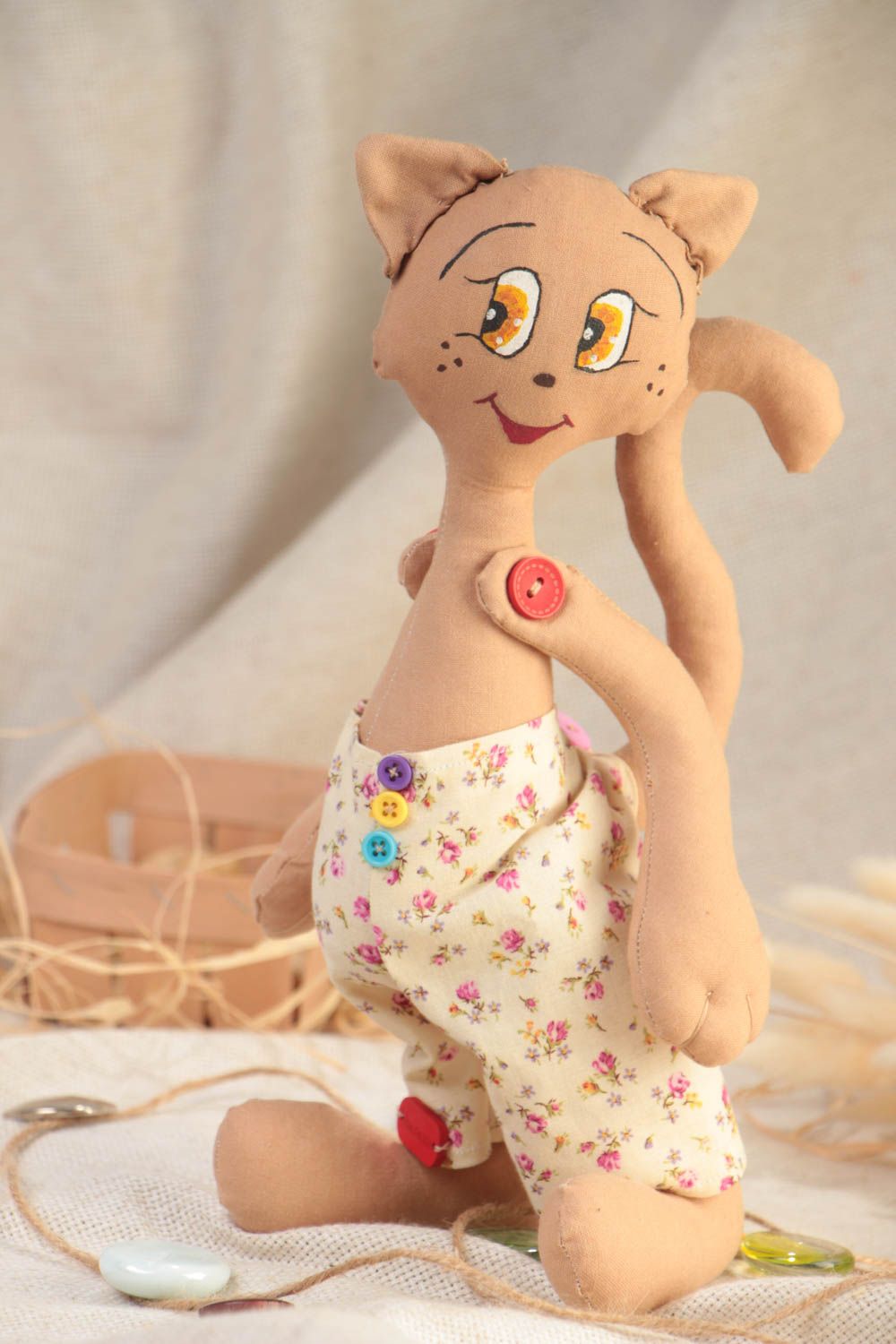 Мягкая игрушка из ткани ручной работы с росписью красками Веселый кот детская фото 1