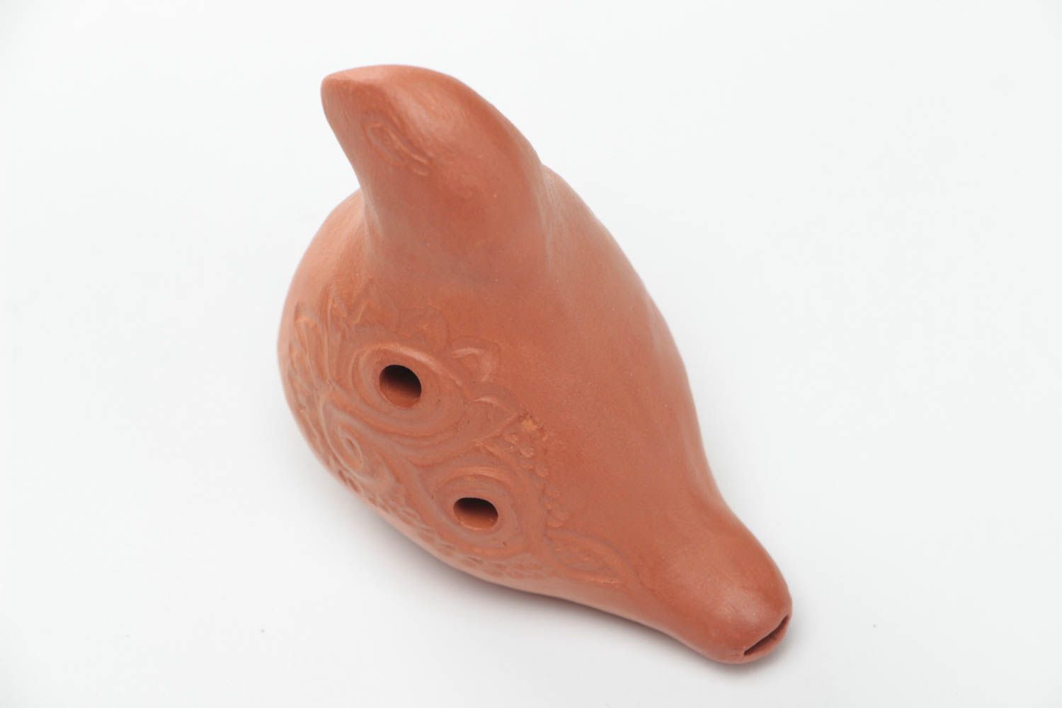 Ocarina de cerámica marrón pequeña con forma de pájaro hecha a mano foto 3