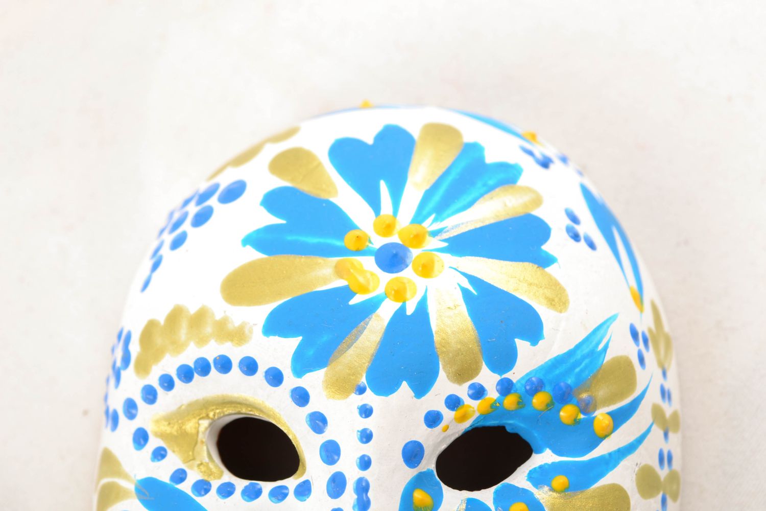 Masque décoratif en céramique peint à la main  photo 3