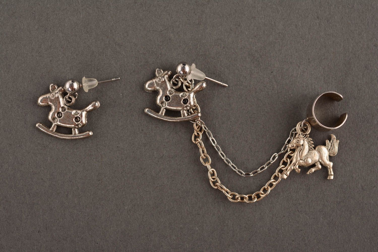 Boucles d'oreilles ear cuff Chevaux photo 2