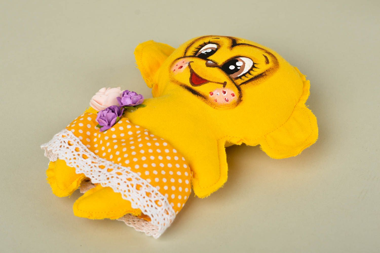 Mono de peluche amarillo artesanal juguete de tela original decoración de casa  foto 4
