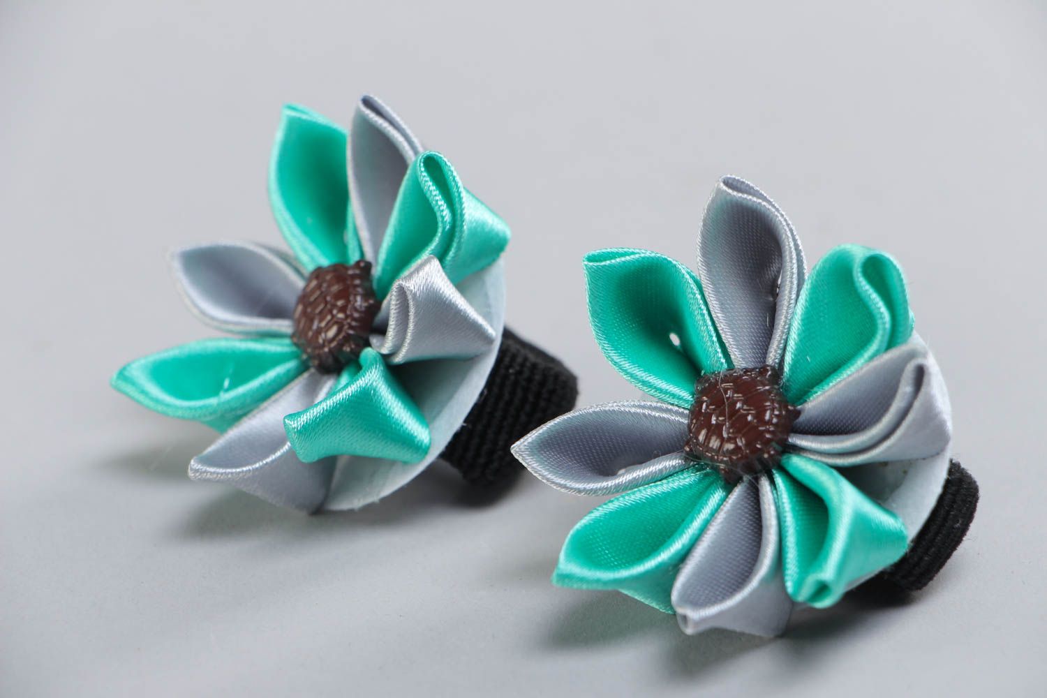 Set of 2 handmade hair ties with tender volume satin ribbon kanzashi flowers photo 2