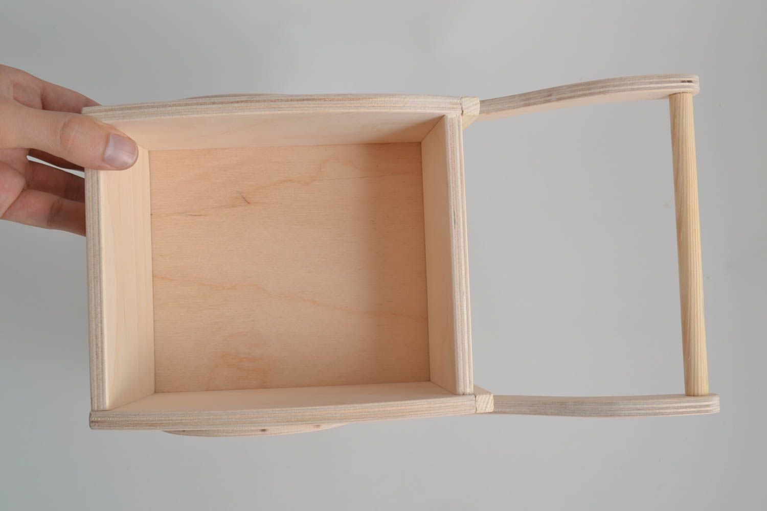 Caja hecha a mano de madera material para manualidades decoración de interior
 foto 5