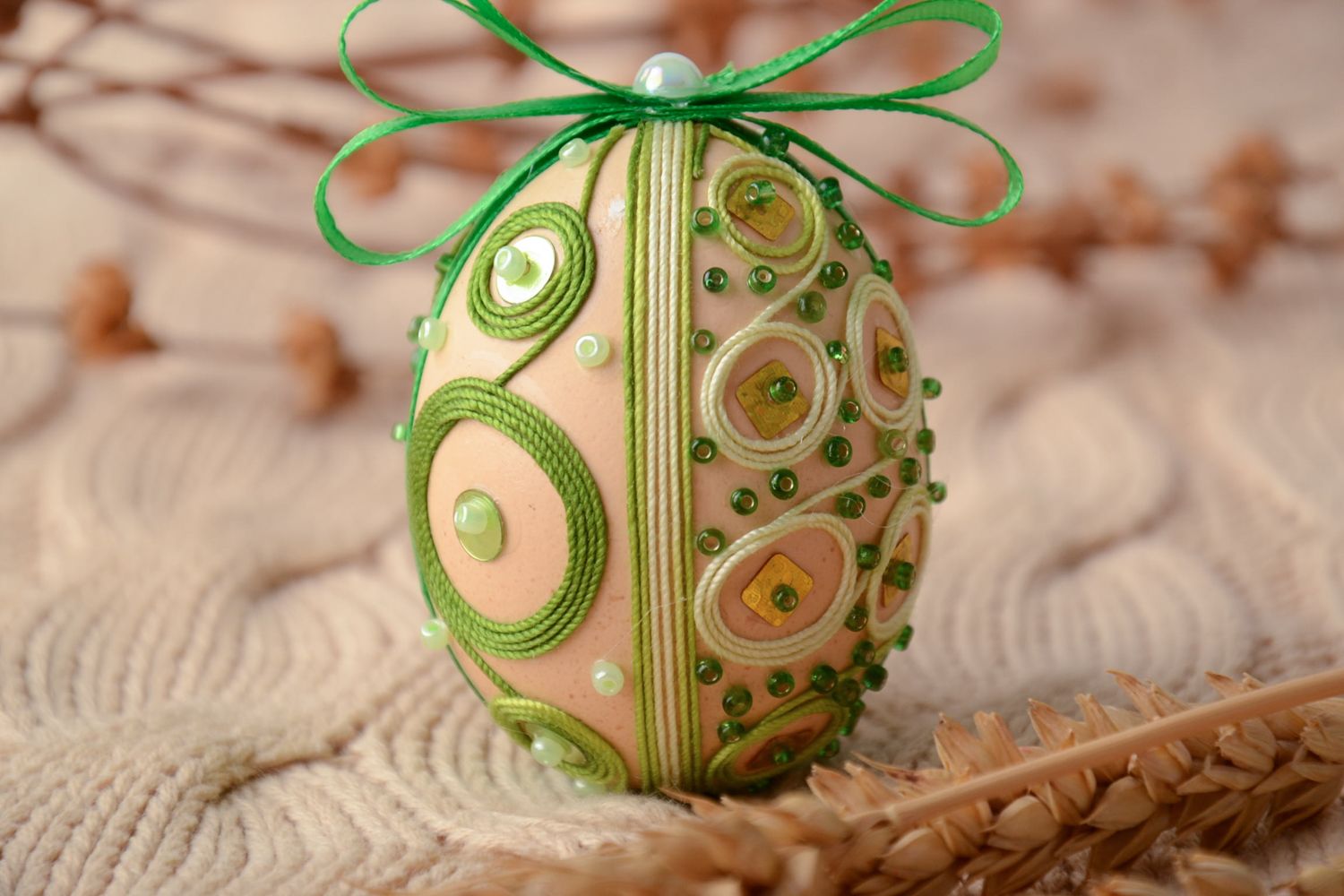 Interior pendant egg with beads photo 1
