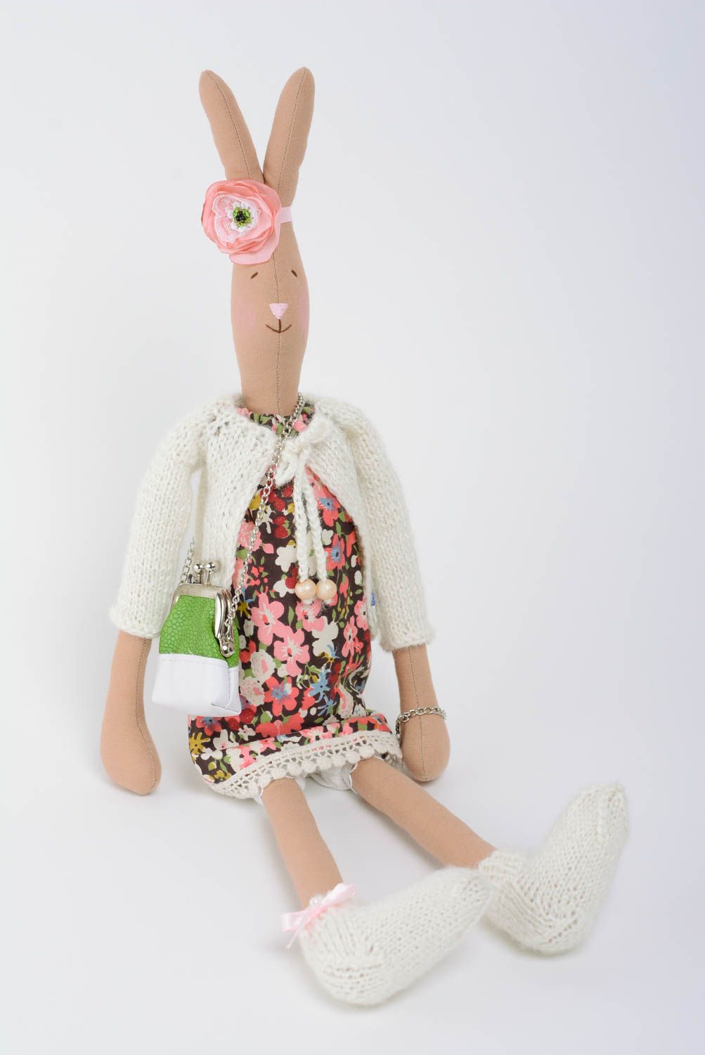 Jouet doux Lapin en robe avec sac poupée originale belle faite à la main photo 1