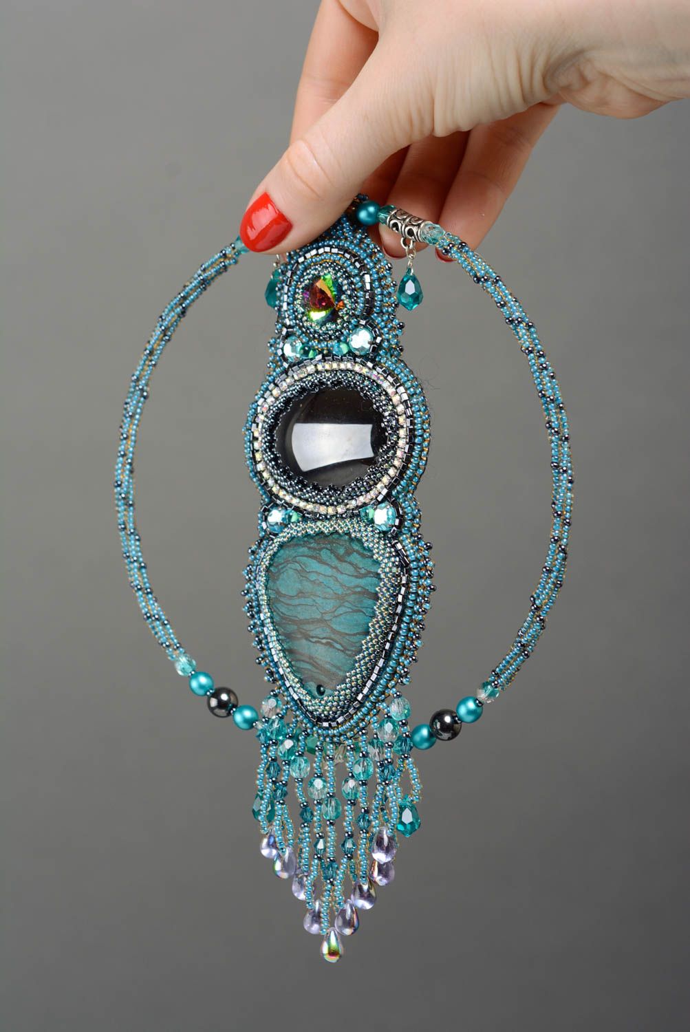Beautiful handmade massive beaded necklace with natural jasper and hematite stones photo 3
