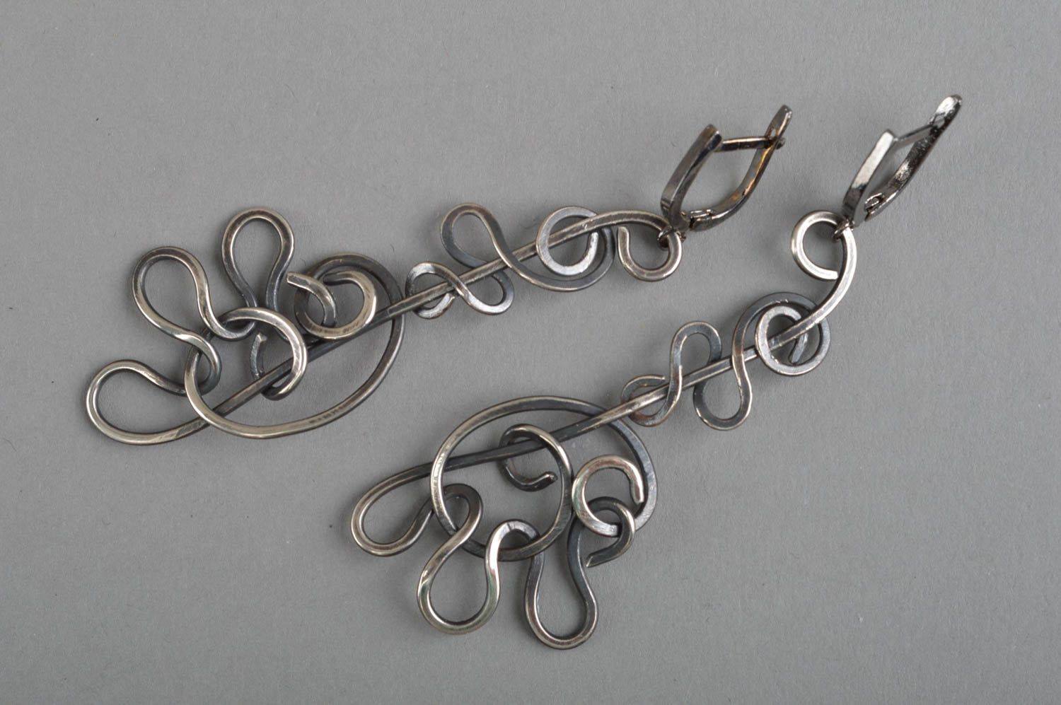 Designer Ohrringe aus Kupfernickel für Frauen originell Künstler Handarbeit foto 2