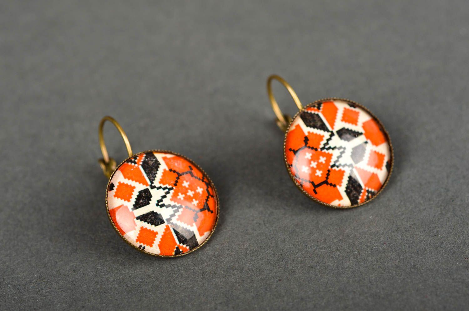 Cabochon earrings handmade designer earrings with print round-shaped earrings photo 2