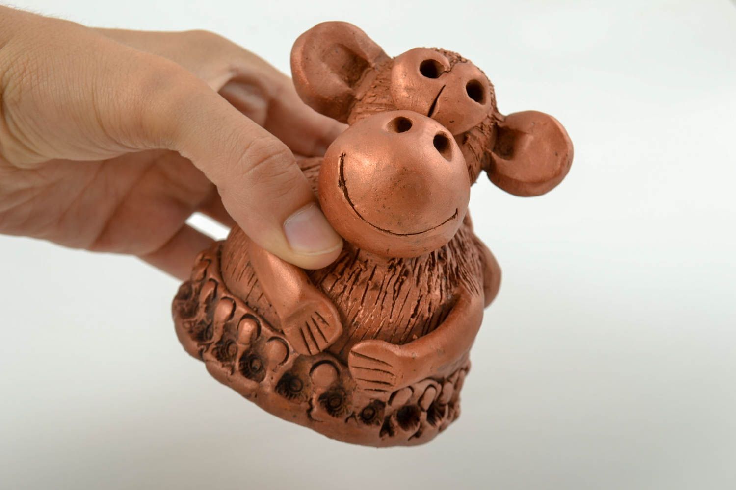 Salvadanaio fatto a mano di argilla souvenir scimmietta in ceramica originale foto 5