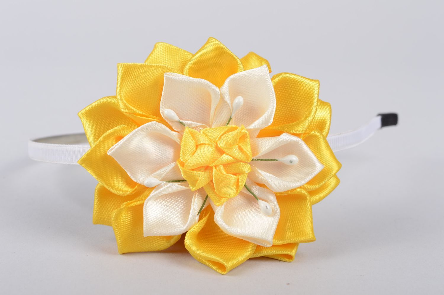 Handamde Blumen Haarreif in Gelb und Weiß Haar Schmuck Geschenk für Mädchen  foto 3