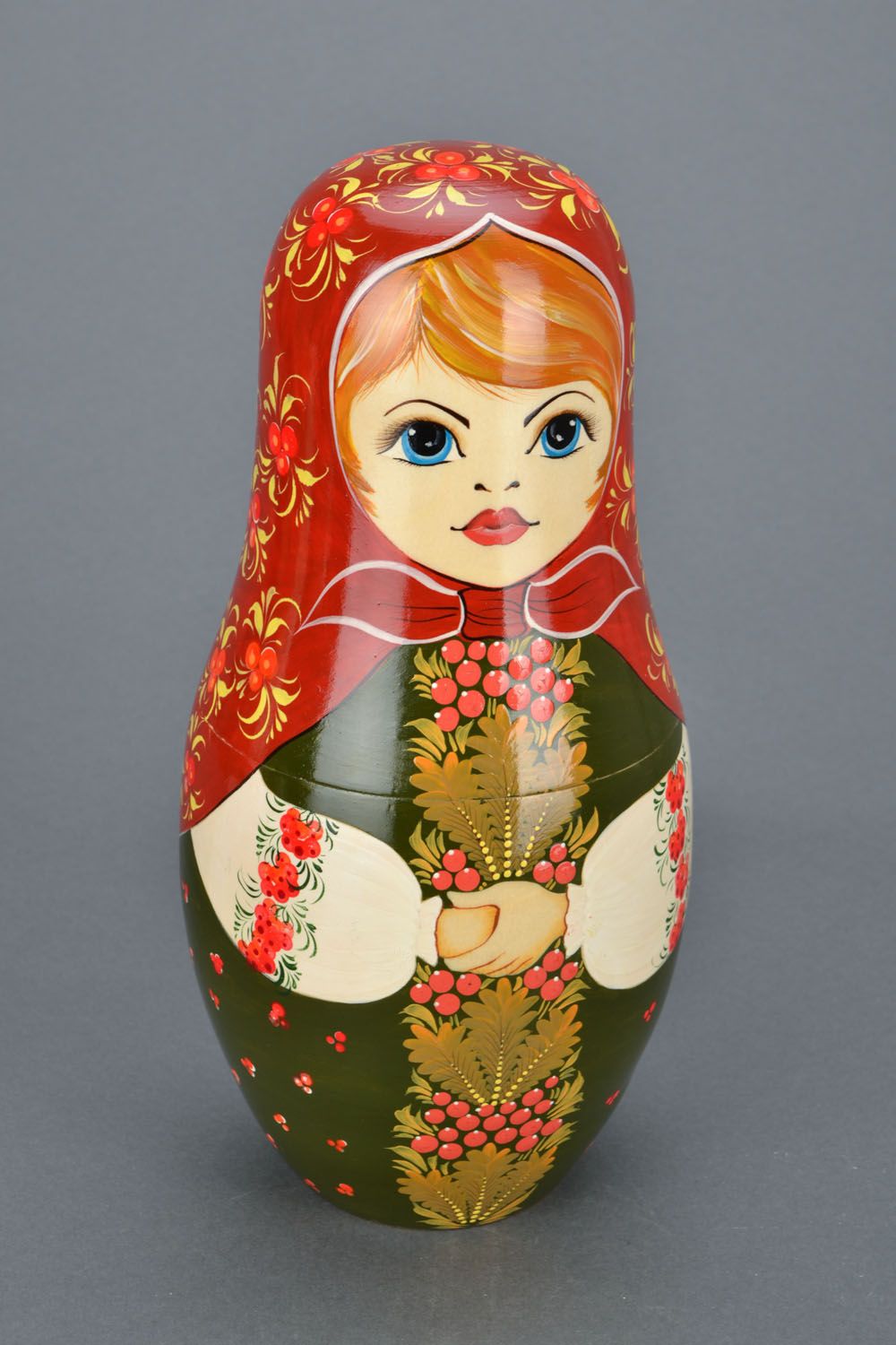 Nesting doll with oil painting photo 3