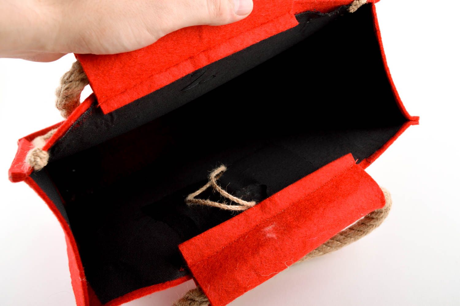 Sac rouge fait main Accessoire femme spacieux en feutre Cadeau original photo 4