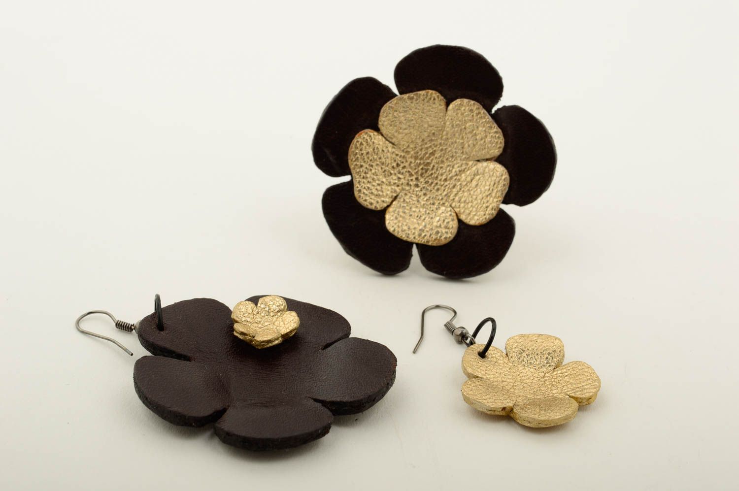 Beautiful handmade leather earrings leather flower ring costume jewelry photo 3