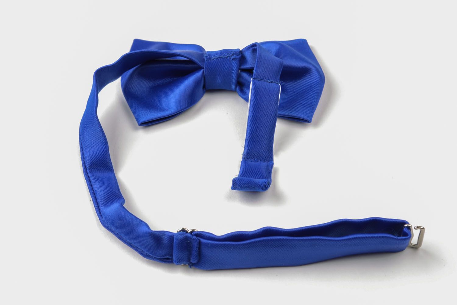 Elegant blue bow tie photo 5