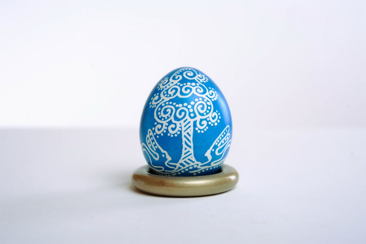 Painted egg photo 1
