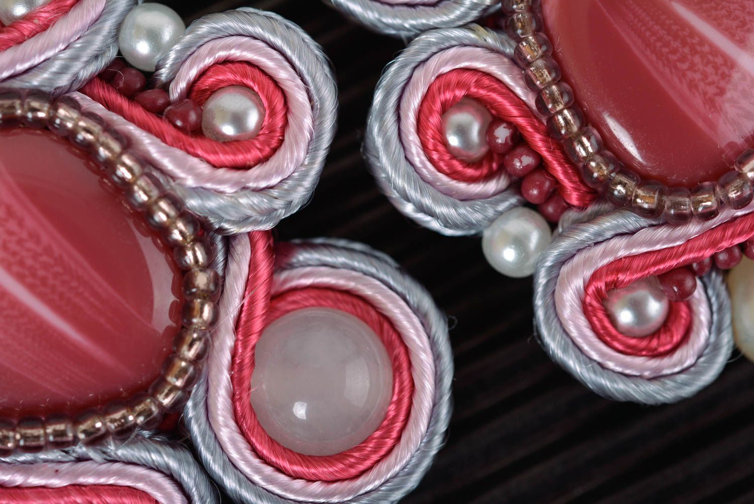 Большие серьги украшение ручной работы сутажные серьги с розовым кварцем фото 2