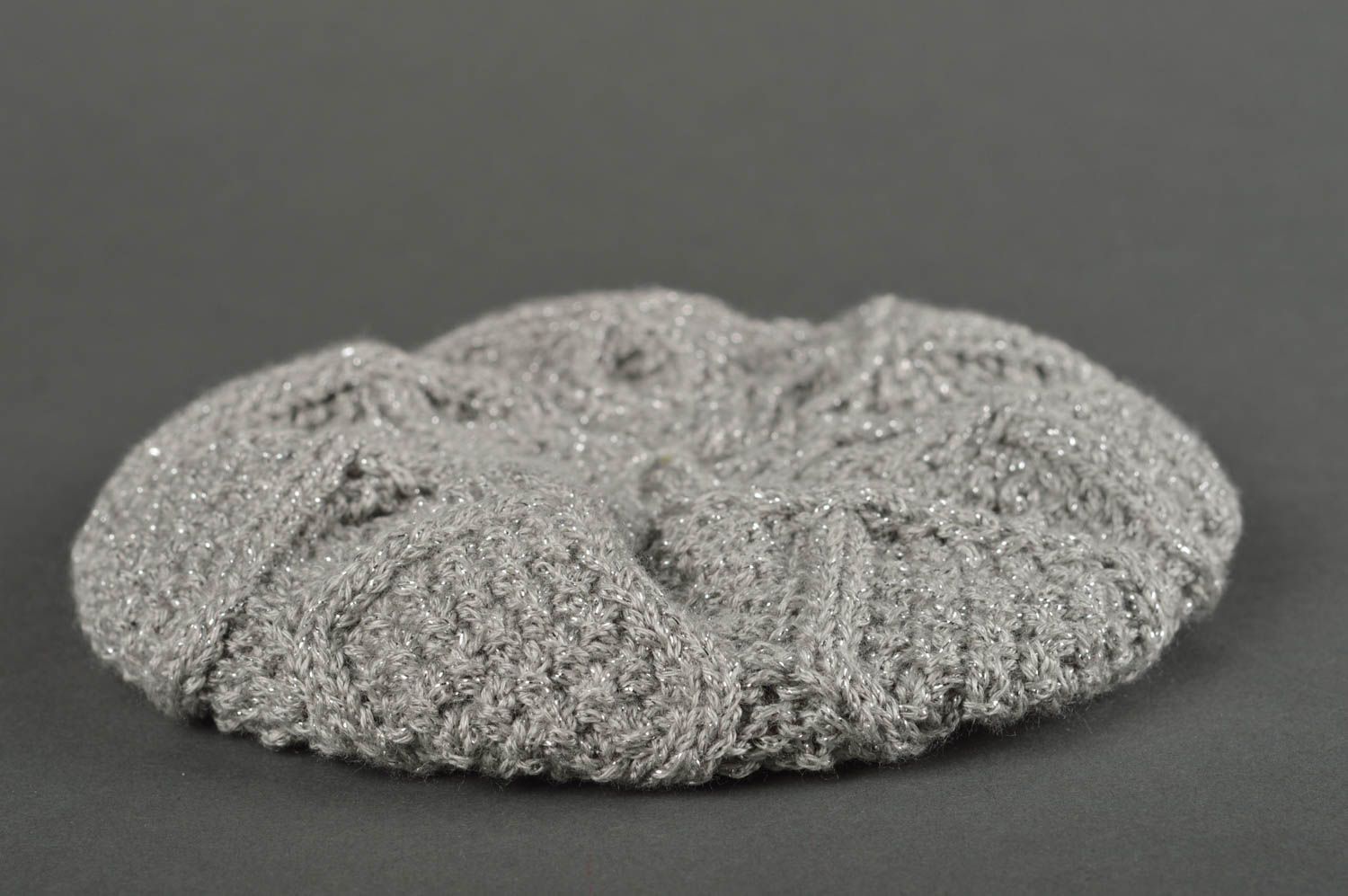 Bonnet au crochet fait main Chapeau tricot gris fils acryliques Vêtement enfant photo 4
