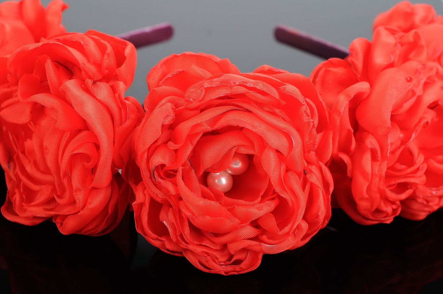 Headband made of flowers Red rose photo 3