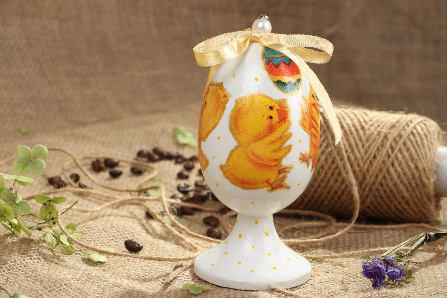 Huevo decorativo de Pascua Pollo foto 5