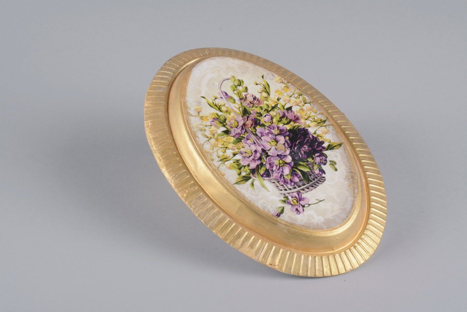 Plaster panel Bouquet with violets photo 1