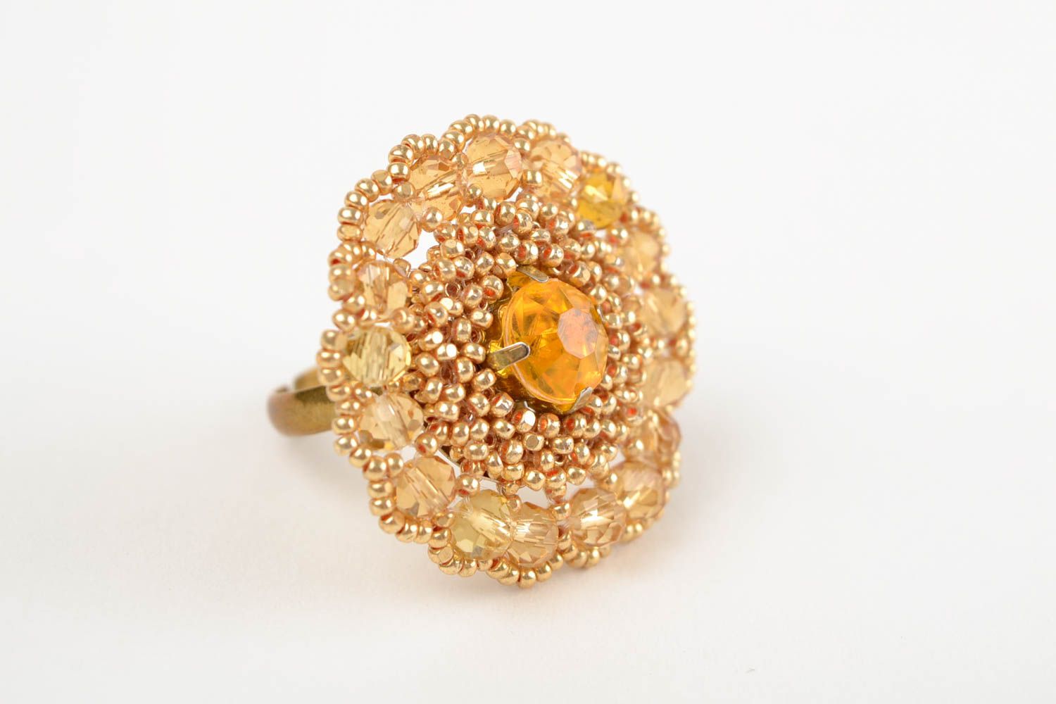 Кольцо из бисера ручной работы модное украшение из бисера кольцо большое фото 3
