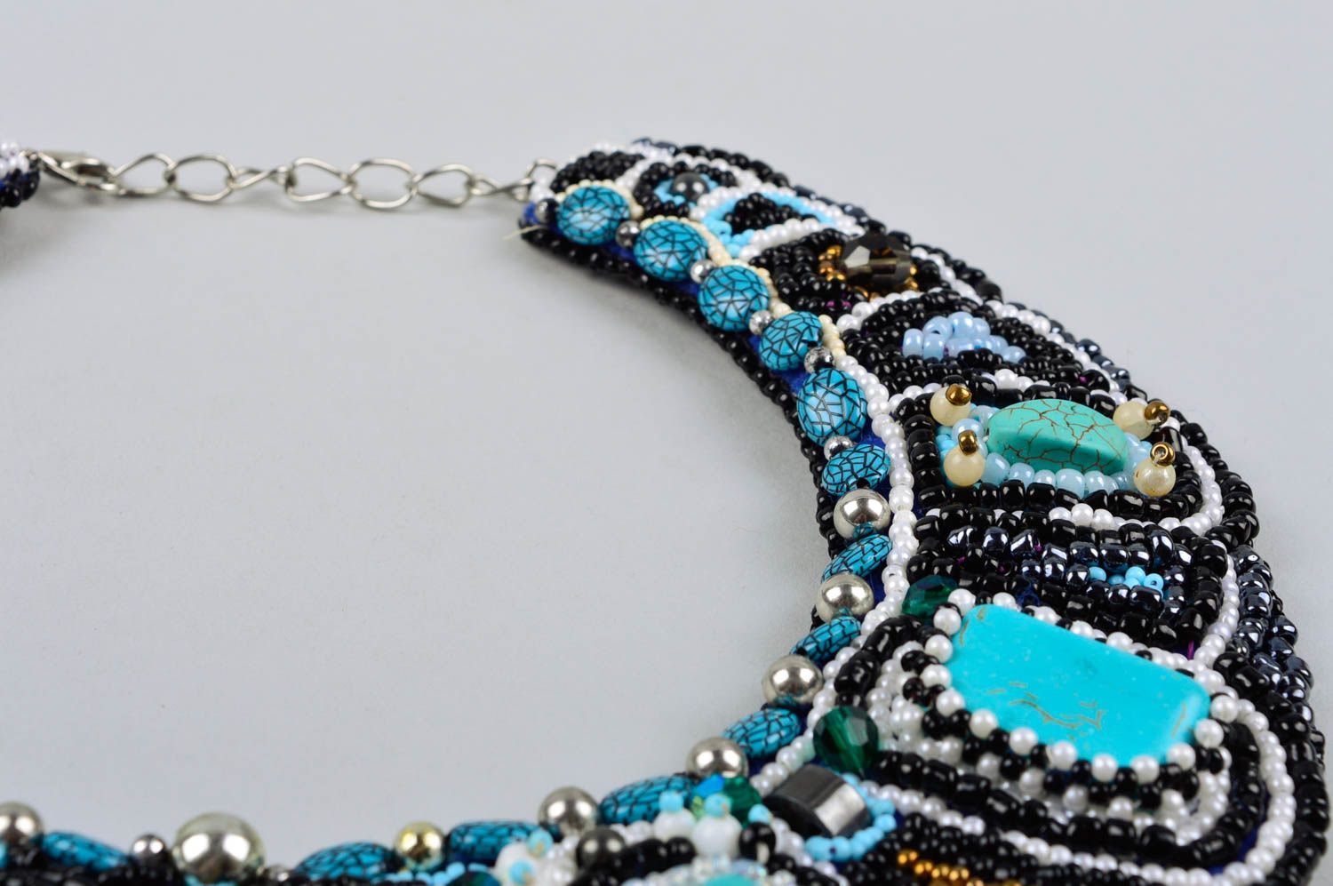 Collier large Bijou fait main perles fantaisie turquoise Accessoire pour femme photo 4