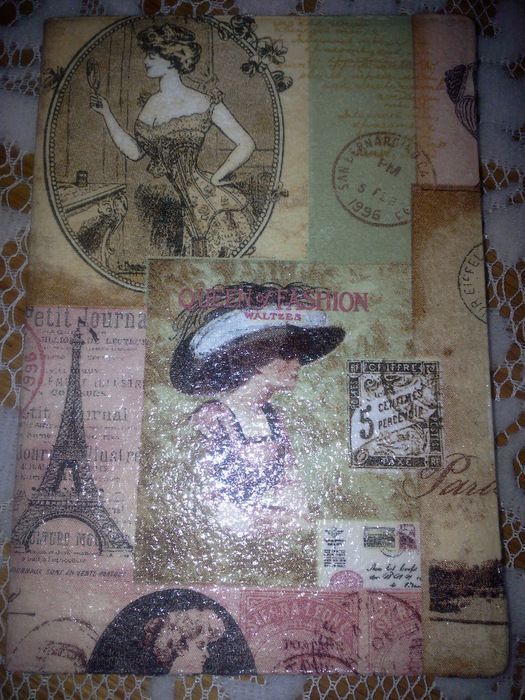 Светло-коричневая обложка на паспорт с принтом в винтажном стиле фото 2