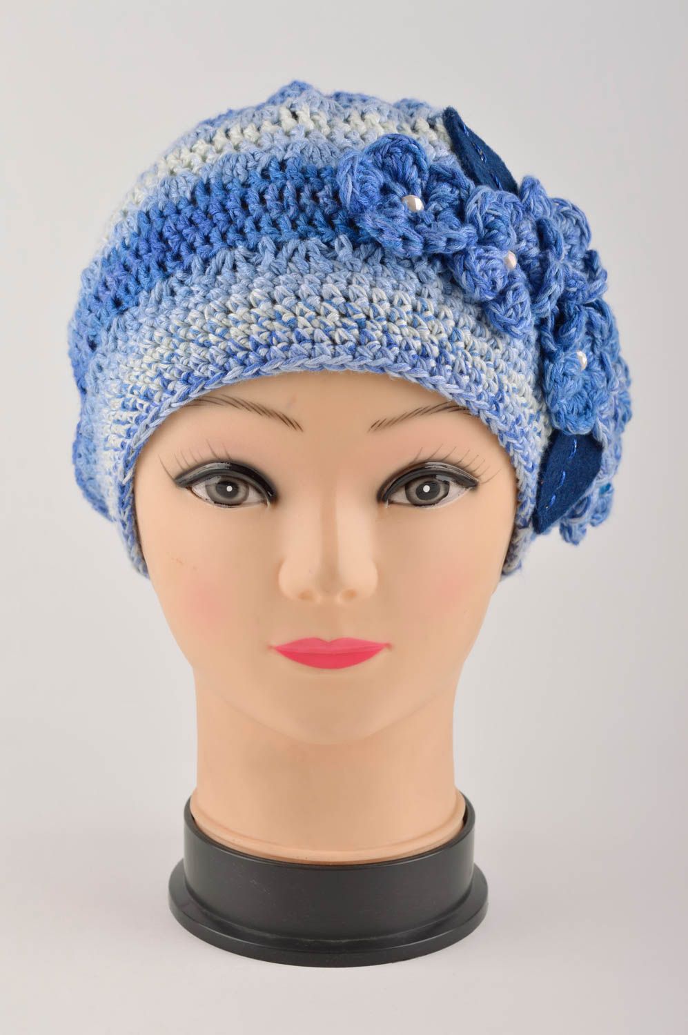 Handgehäkelte Mütze modisches Accessoire Mütze für Damen blaue Mütze originell foto 3