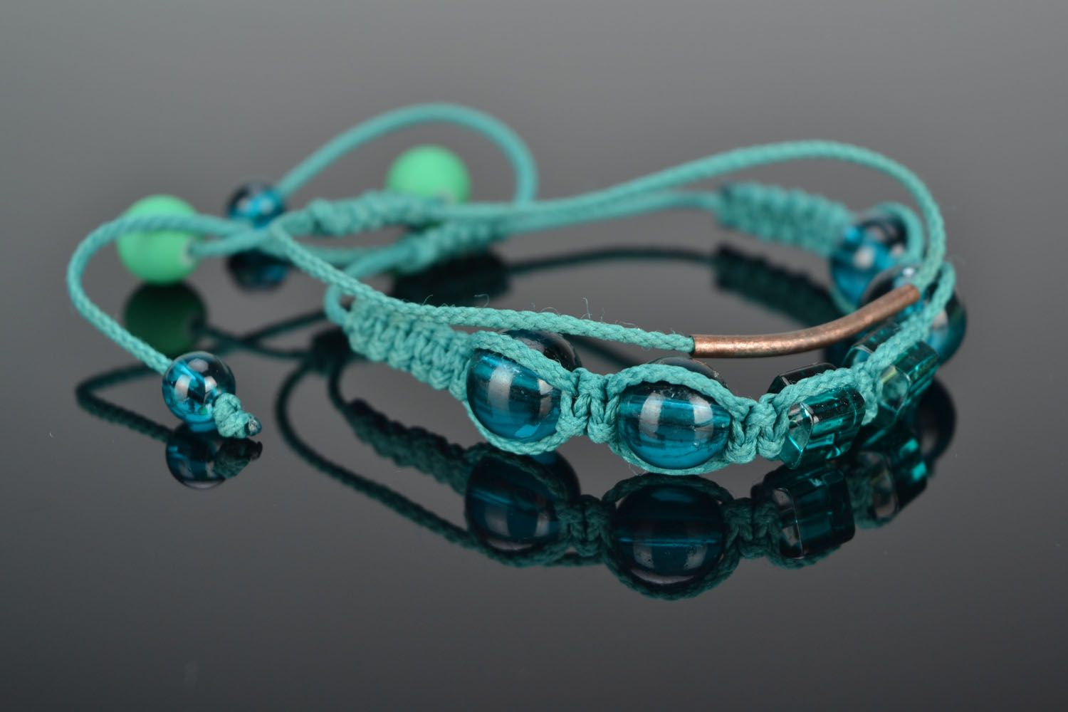 Turquoise bracelet with beads photo 1