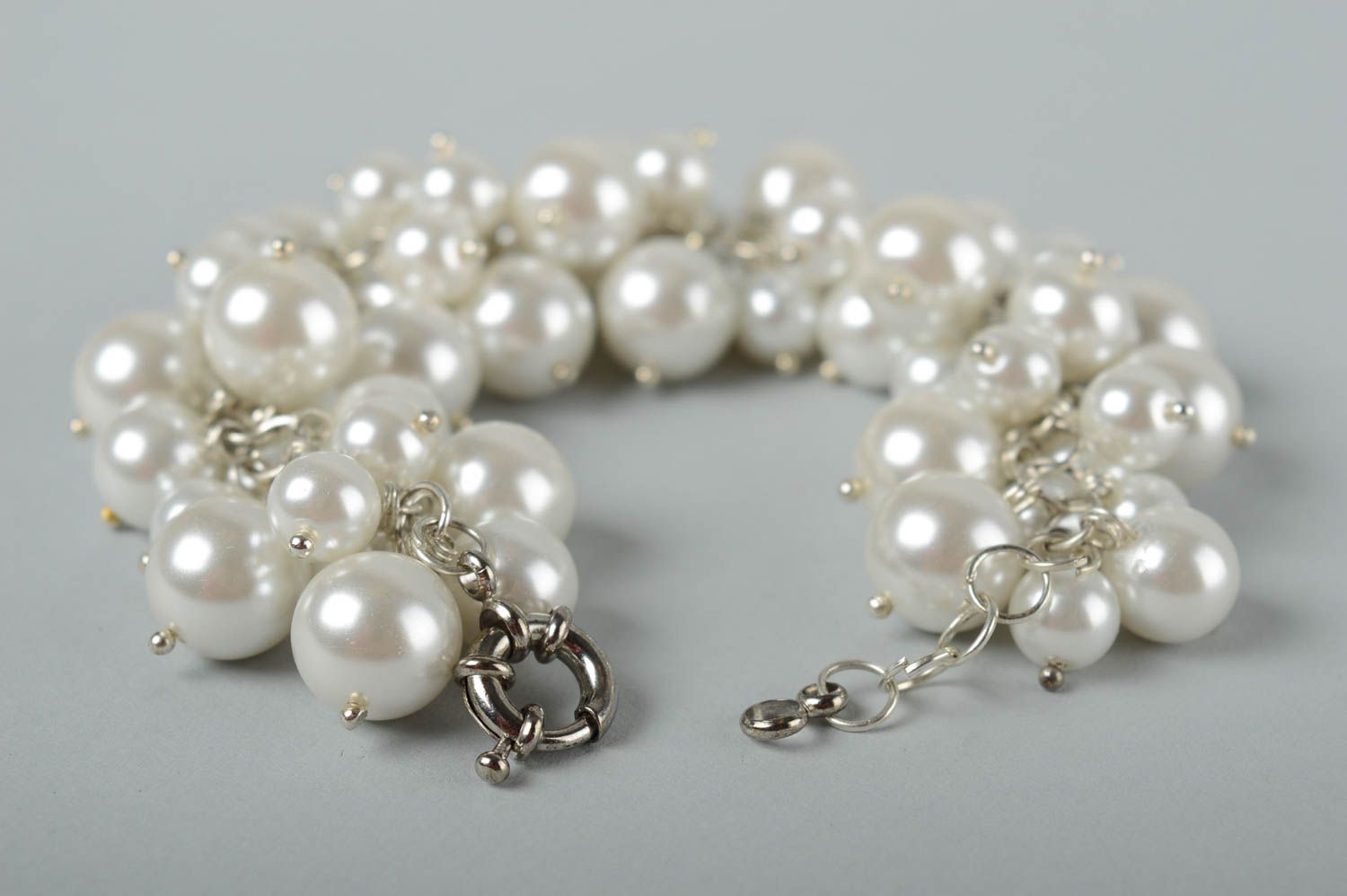 Bracelet fantaisie Bijou fait main blanc perles céramique Accessoire femme photo 3