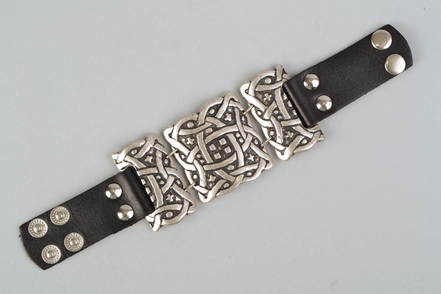 Bracelet en métal coulé original style ethnique fait main La Rus' de Kiev photo 4