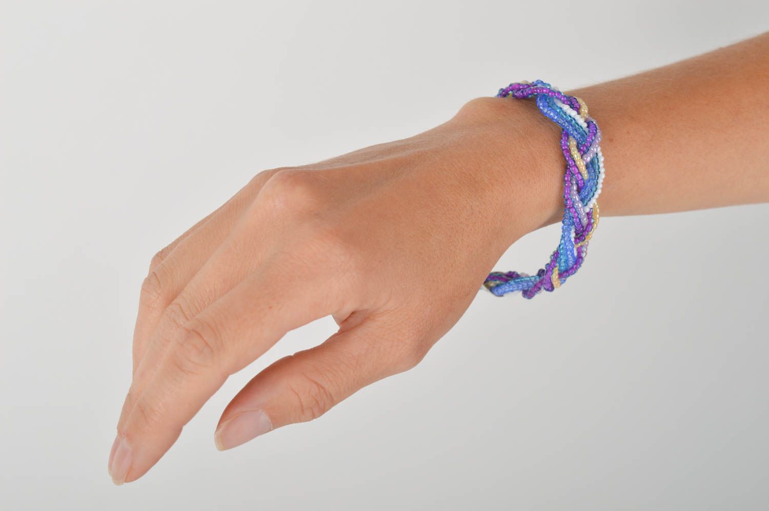 Bracelet perles rocaille Bijou fait main tressé multicolore Accessoire femme photo 2