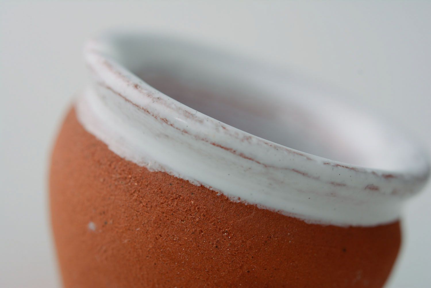 Керамическая солонка в виде горшочка фото 3