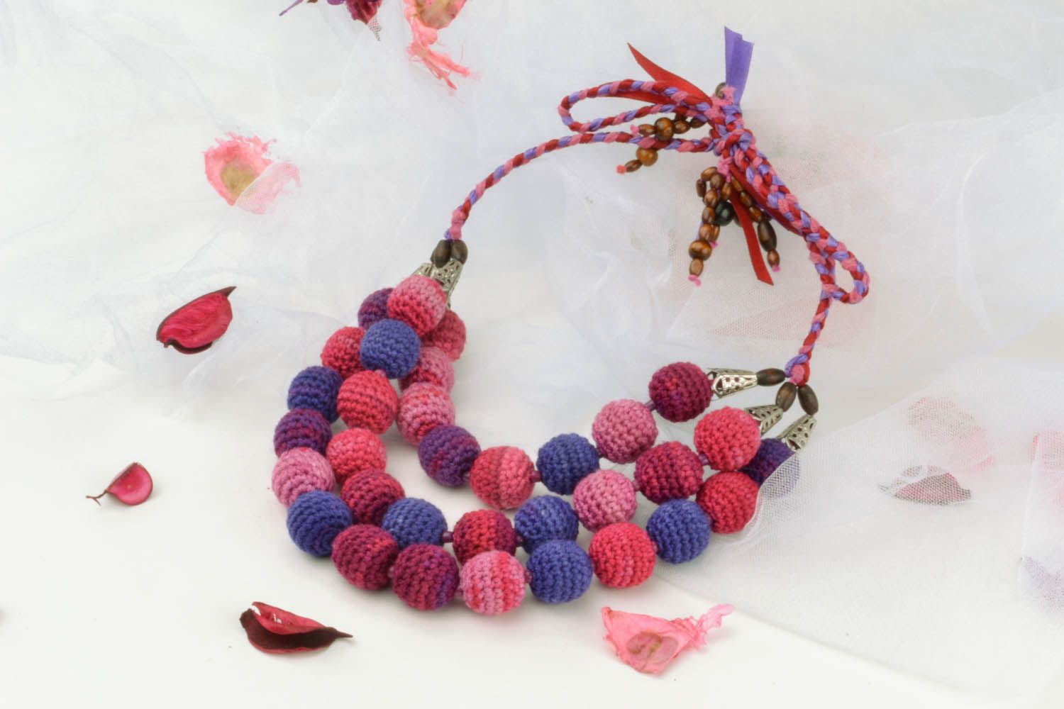 Homemade sling bead necklace photo 1
