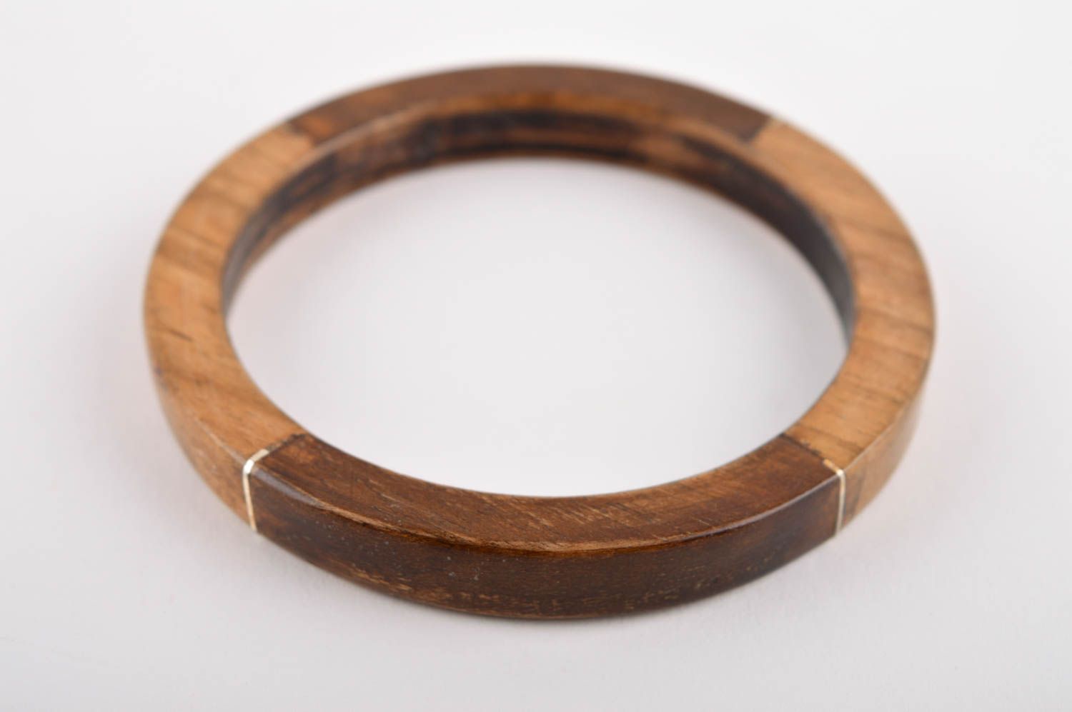 Деревянный браслет ручной работы украшение из дерева круглый необычный браслет фото 2