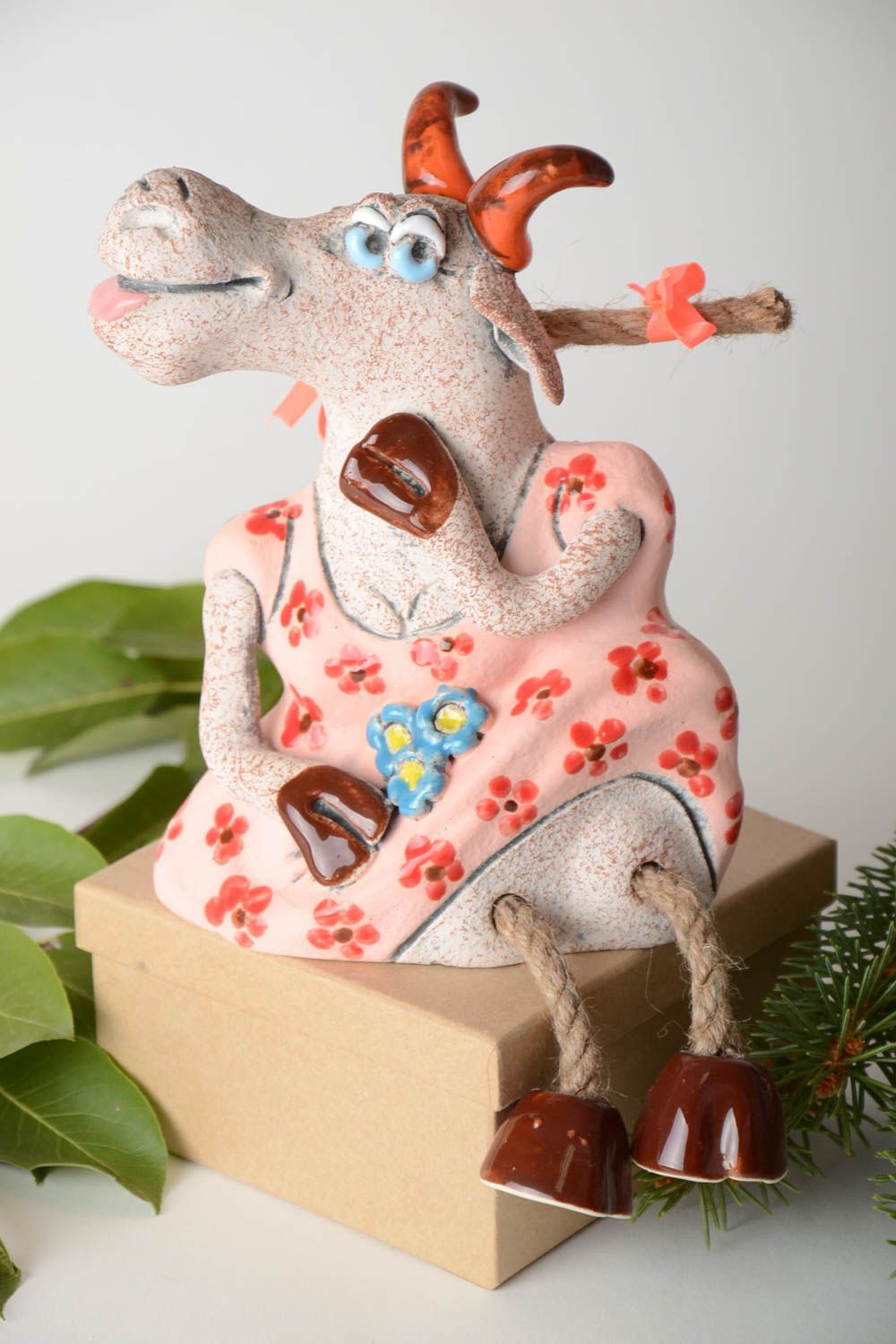 Tirelire en terre cuite chèvre Tirelire fait main peinte Cadeau pour enfant photo 1