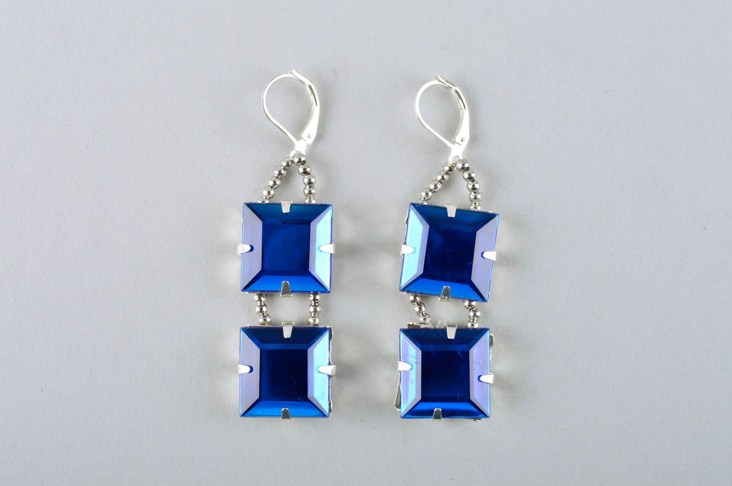 Strass Ohrringe handgemachte blaue Ohrringe glänzendes Accessoire für Frauen foto 2