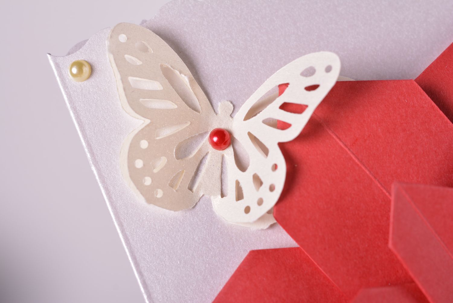 Carte de voeux scrapbooking faite main fleur rouge papillons Petit cadeau photo 4