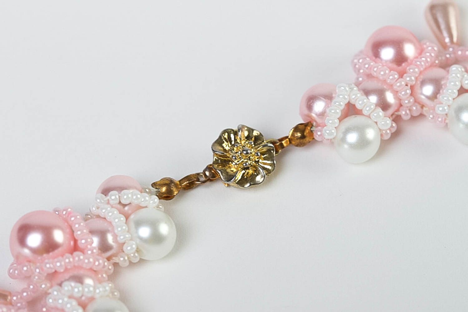 Колье из бисера украшение ручной работы ожерелье из бисера и бусин розовое фото 4