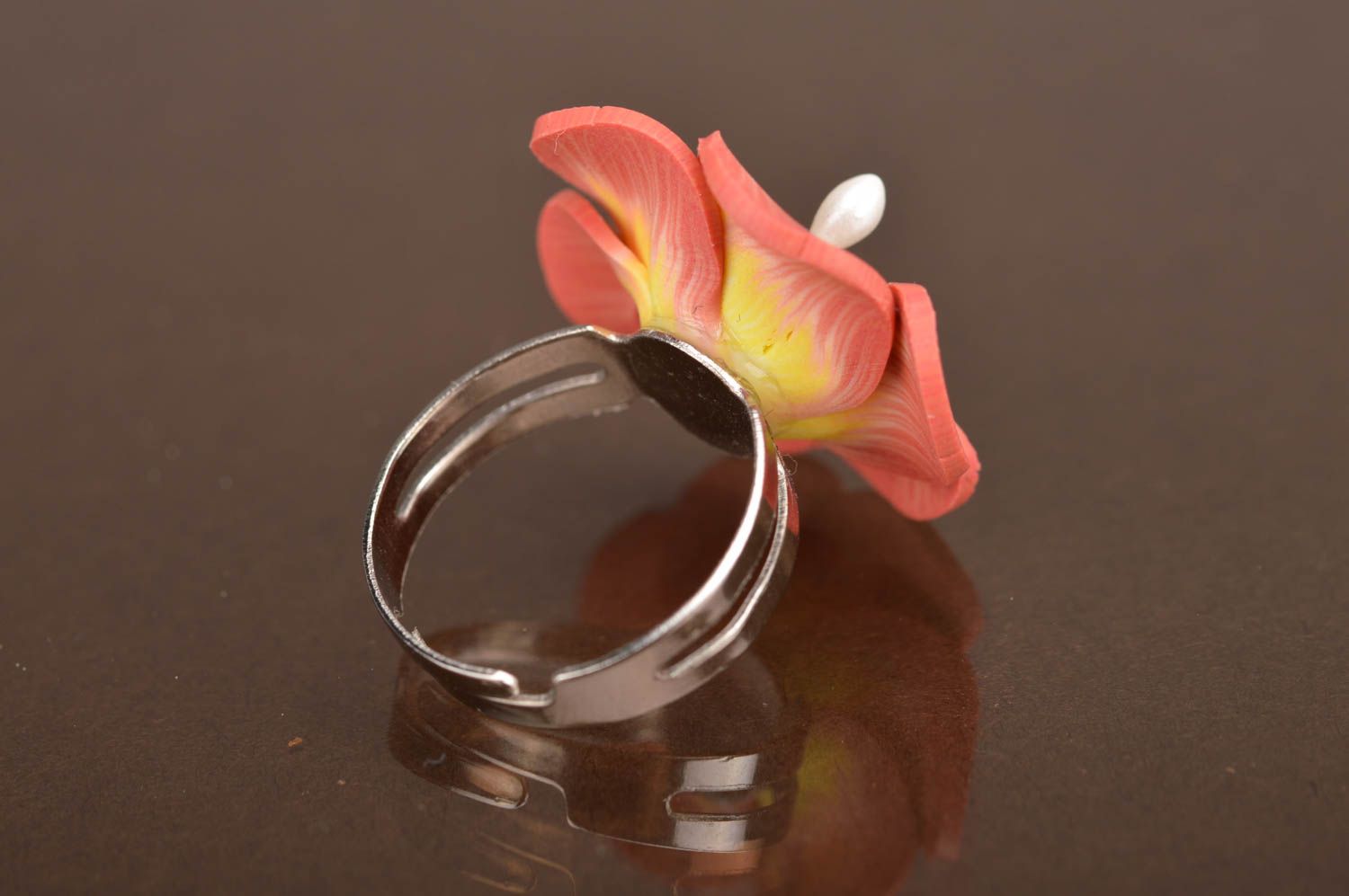 Кольцо цветок из полимерной глины персиковое нежное крупное ручная работа фото 3