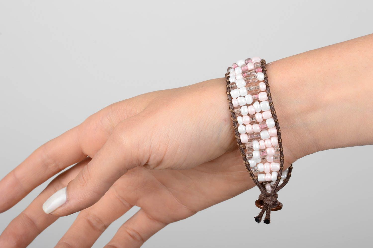 Bracelet en perles de rocaille Bijou fait main rose-blanc Cadeau femme photo 2