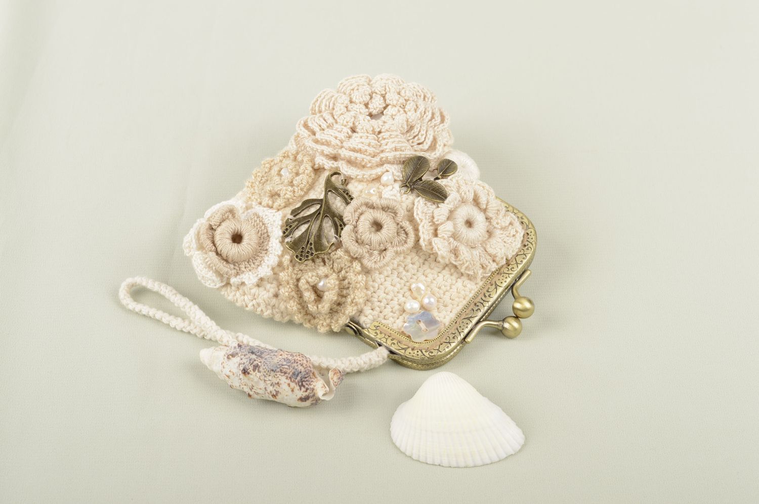 Handmade women purse purse for odd money white crocheted purse present for women photo 1